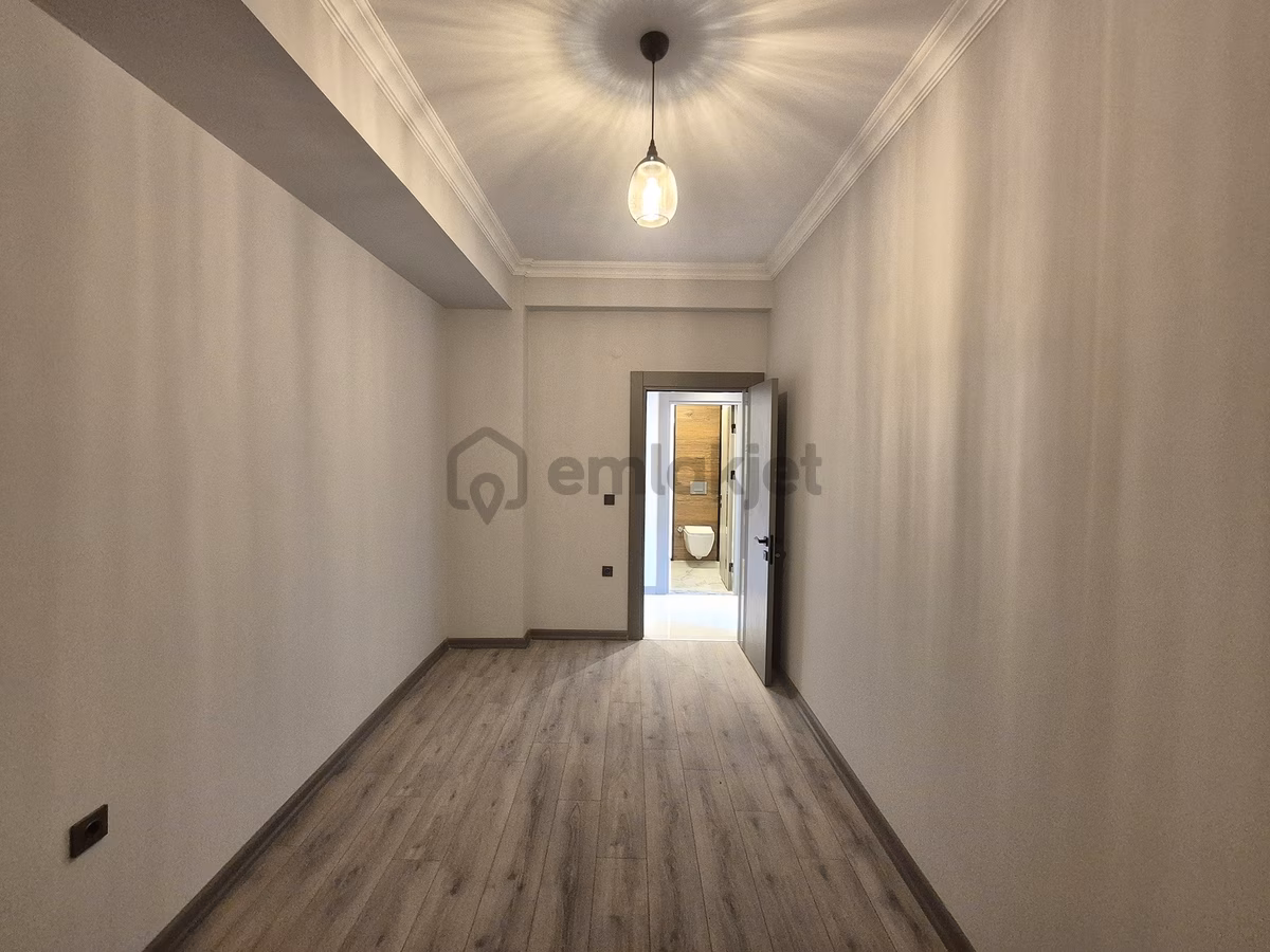 Artı'dan Altınkum'da Ara Kat Ebeveyn Banyolu 2+1 Kiralık Daire - 19