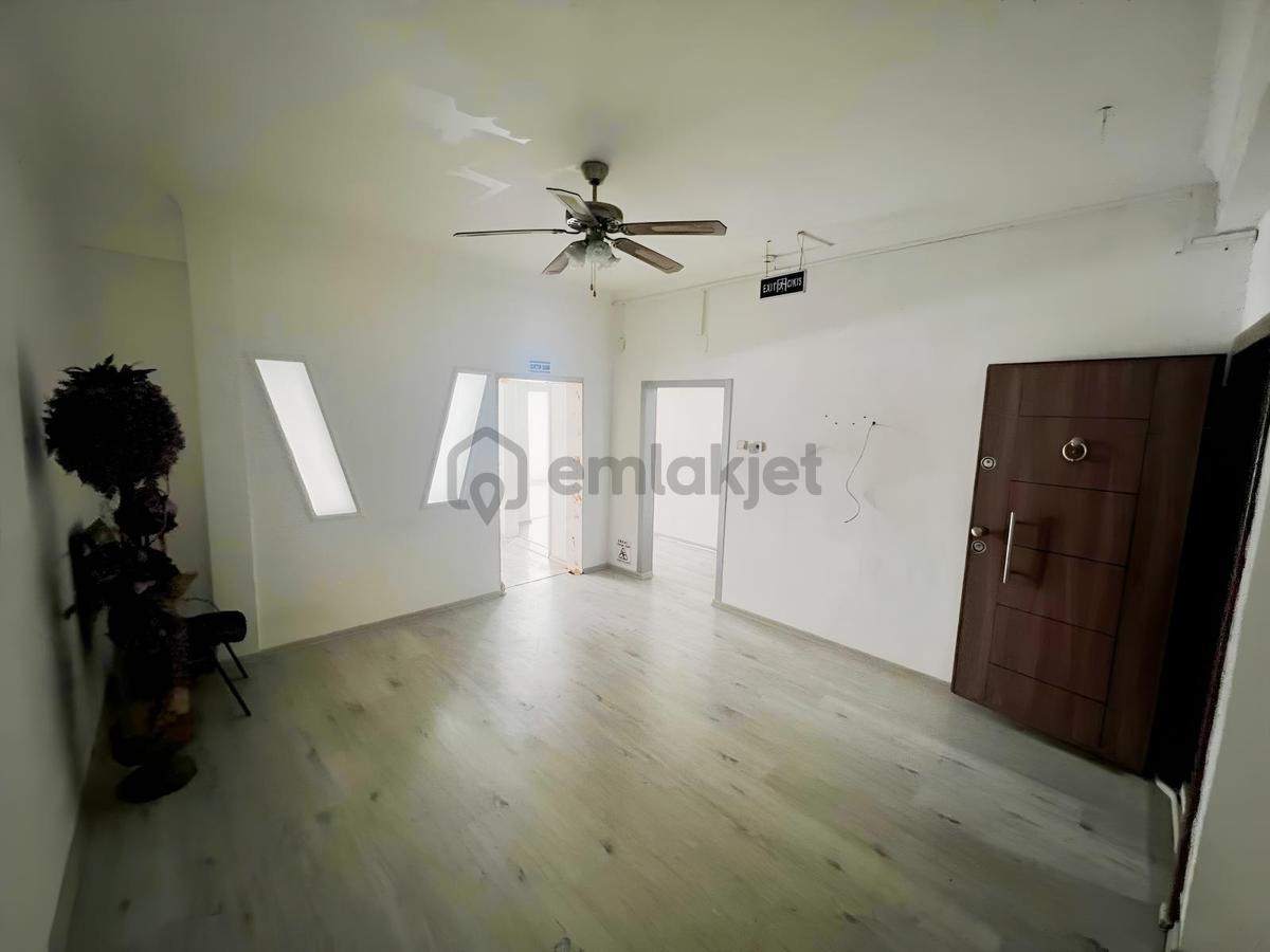 Trabzon Meydan'da Kiralık Ofis Büro - 4