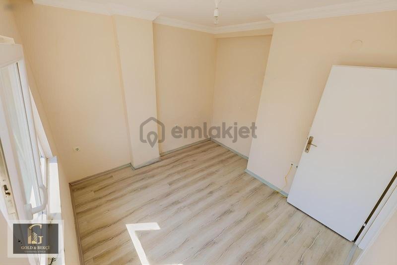 Emniyet Müdürlüğü Yanı Kiralık 1+1 Geniş Daire - 7