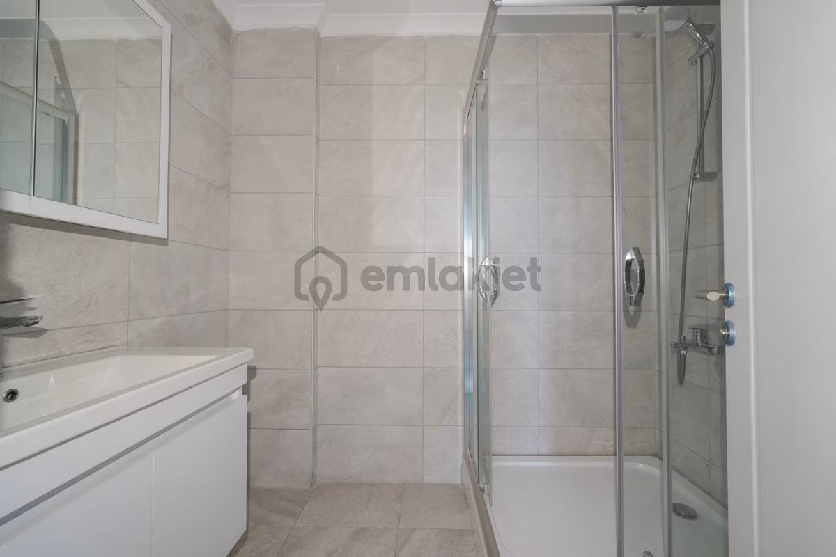 Pendik'te Site İçerisinde Satılık 3+1 Daire - 19