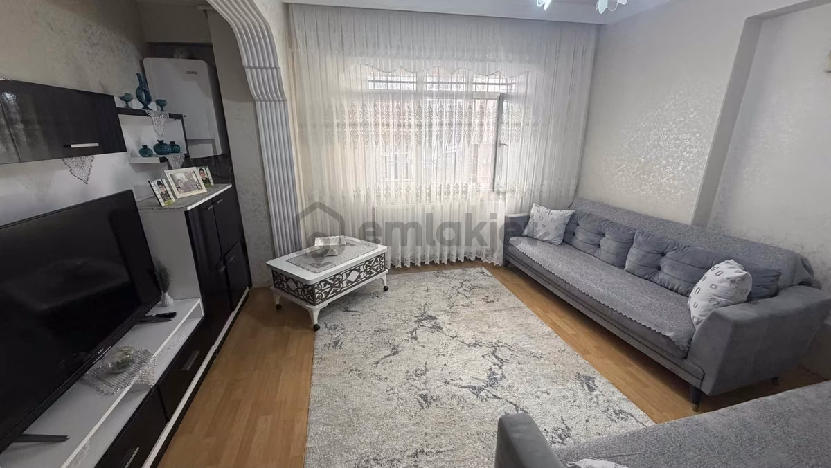 Barbarosta 1+1 75 M2 Kapalı Mutfaklı Daire