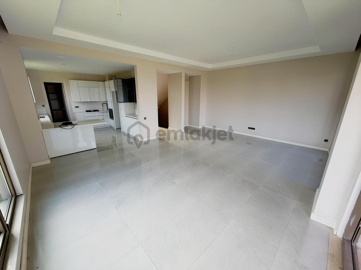 Remax Desıgn İlkay Serdivanda Satılık Premıum Villa - 14