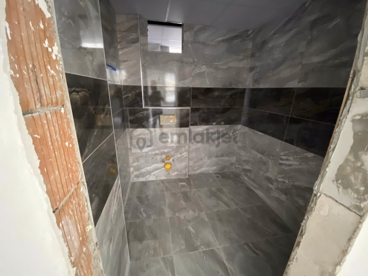 Sakarya Mahallesinde Lansmana Özel 3+1 Süper Lüks Daire - 9