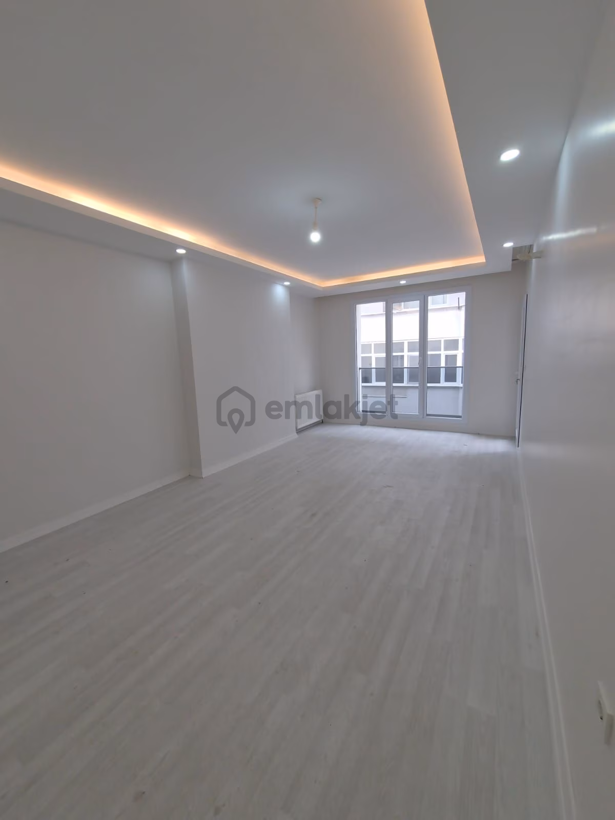 Avcılar Merkez De Kiralık Yeni Daire