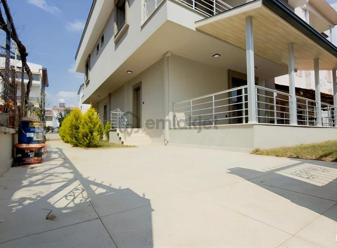Seferihisar /doğanbey'de Denize Yürüme Mesafesi 2+1 Villa!! - 27