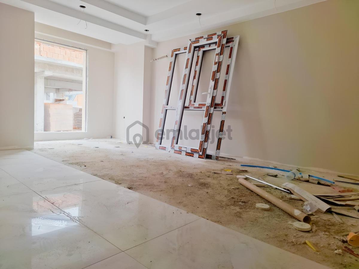 Şirinevler E-5 Yanı Metrobüse 5 Dk Mesafede Satılık 2+1 Daire - 18