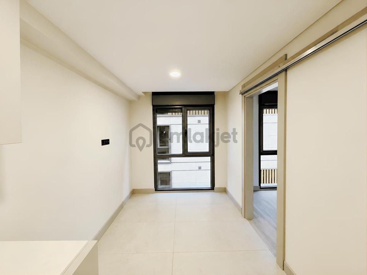 Validebağ Sitesi | Önü Açık | Kullanışlı Kat Planı | 3+1 Satılık - 11