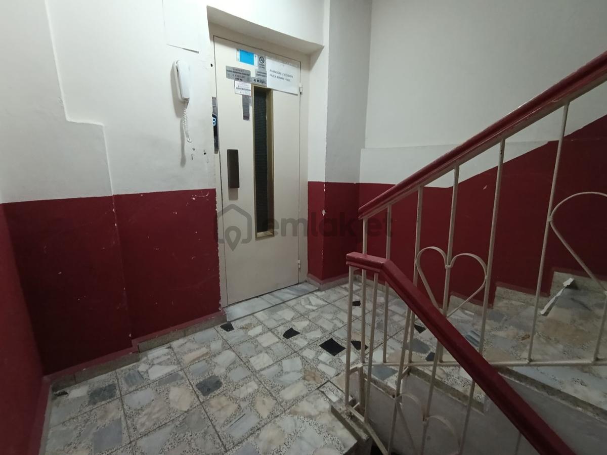 Selahiyede Giriş Kat 2 Oda 1 Mutfak Kat Mülkiyetli Satılık Daire - 22