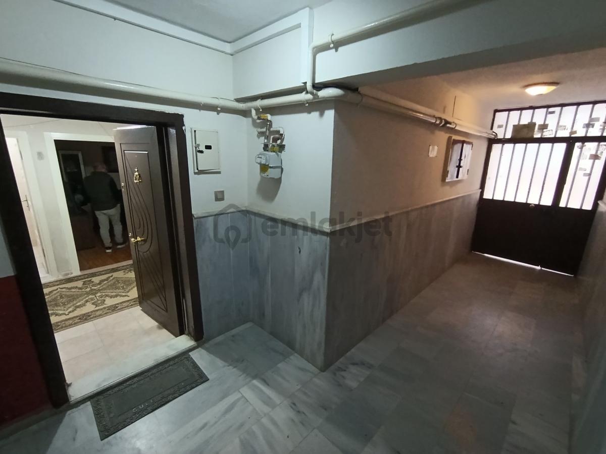 Selahiyede Giriş Kat 2 Oda 1 Mutfak Kat Mülkiyetli Satılık Daire - 6