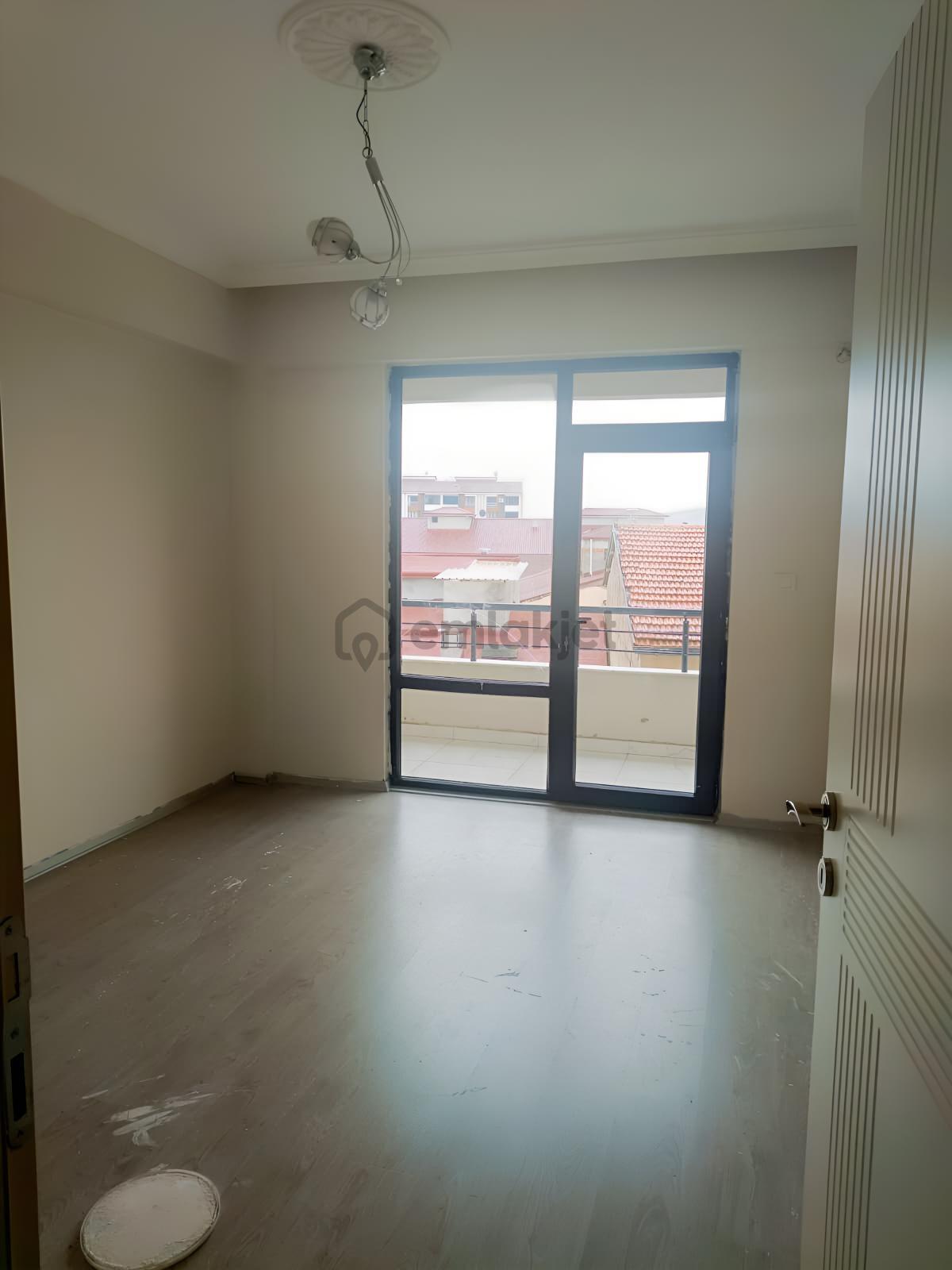 Acil Satılık Üniversite Hastanesi Yakını 3+1 Daire - 3