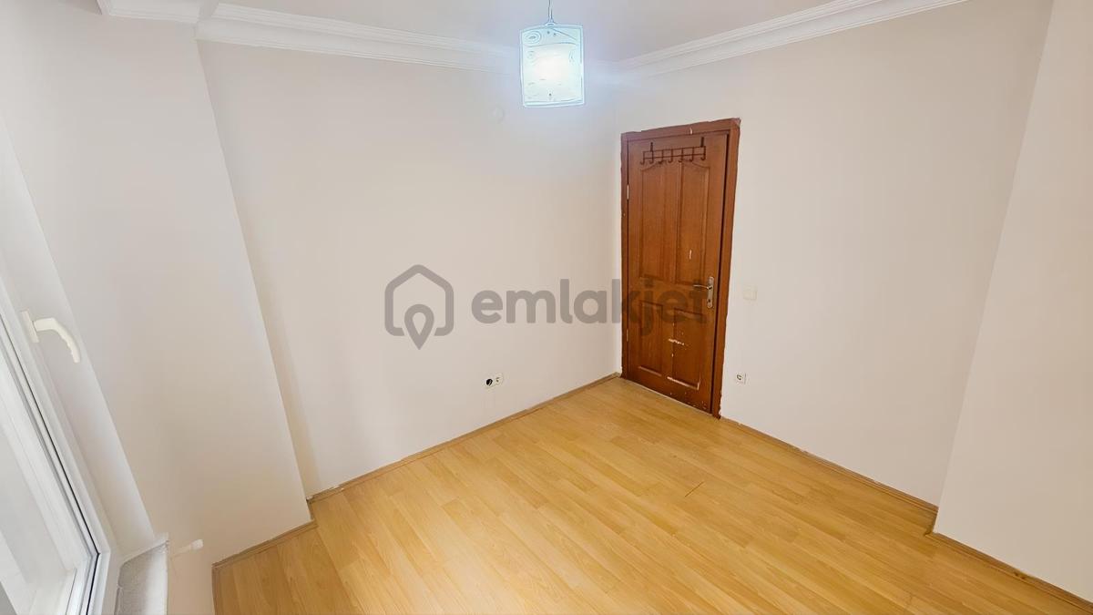 A K Mutludan Emekte Kepez Belediye Yakını 3+1 Giriş Daire - 2