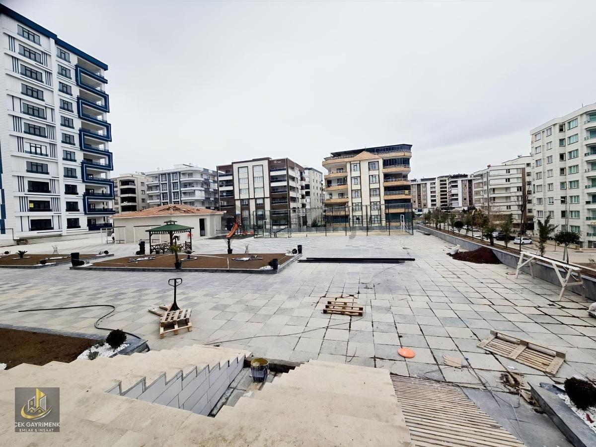 Milas Evlerinde Satılık Ultra Lüx 5+1 Daire - 35