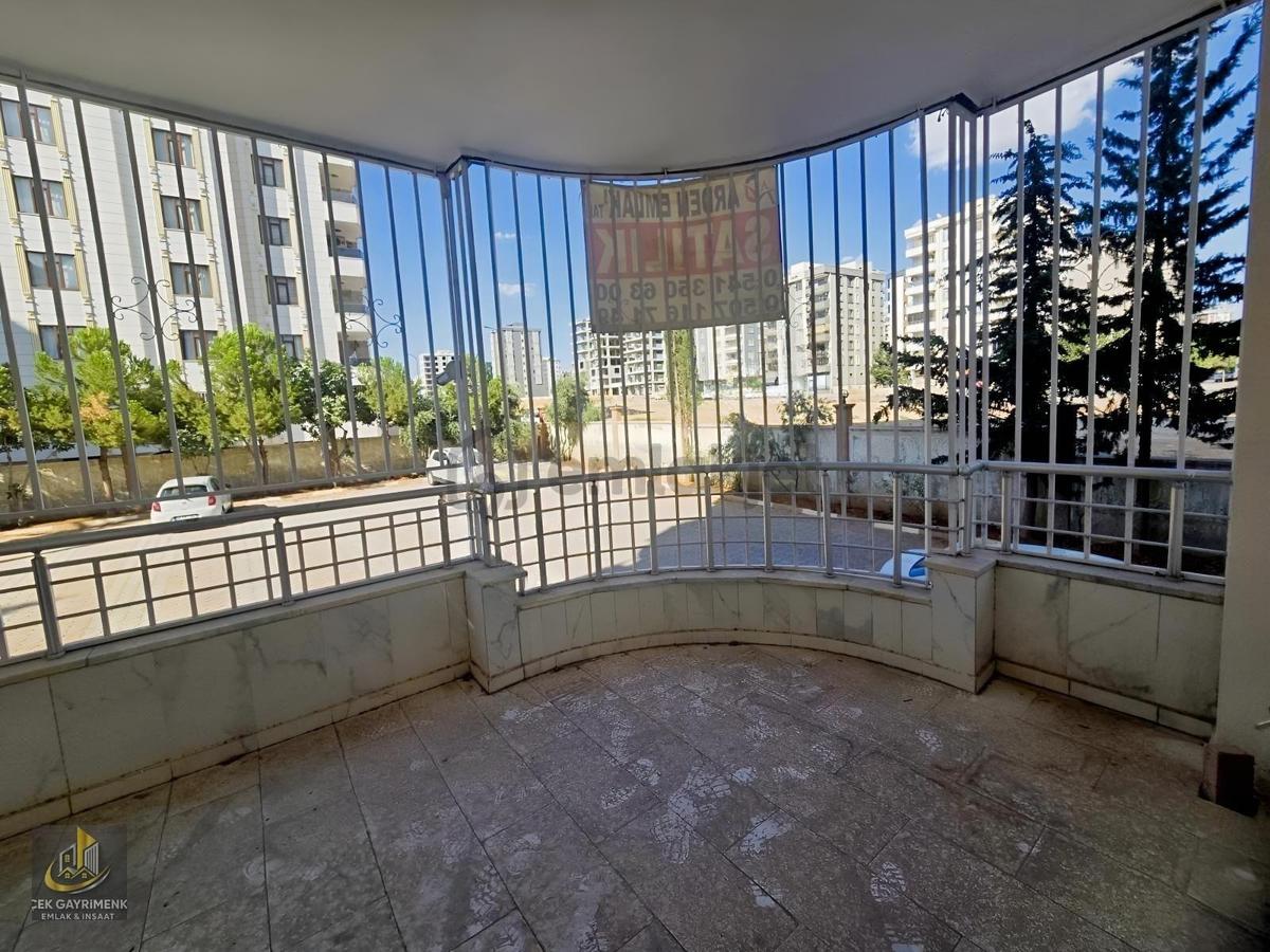 Atakent'te Kiralık 3+1 Daire - 13