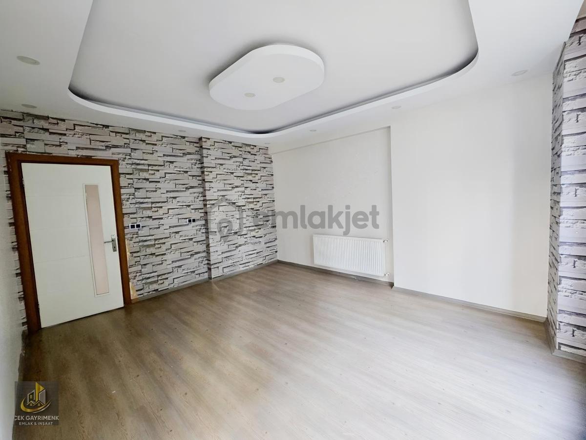Atakent'te Kiralık 3+1 Daire - 6