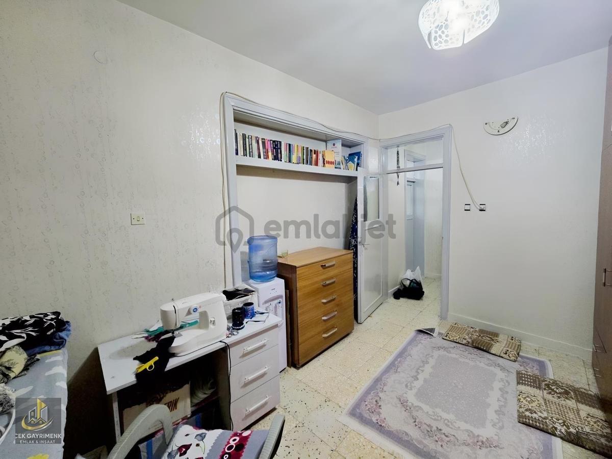 Şair Nabi Mahallesinde Satılık 3+1 Daire - 18