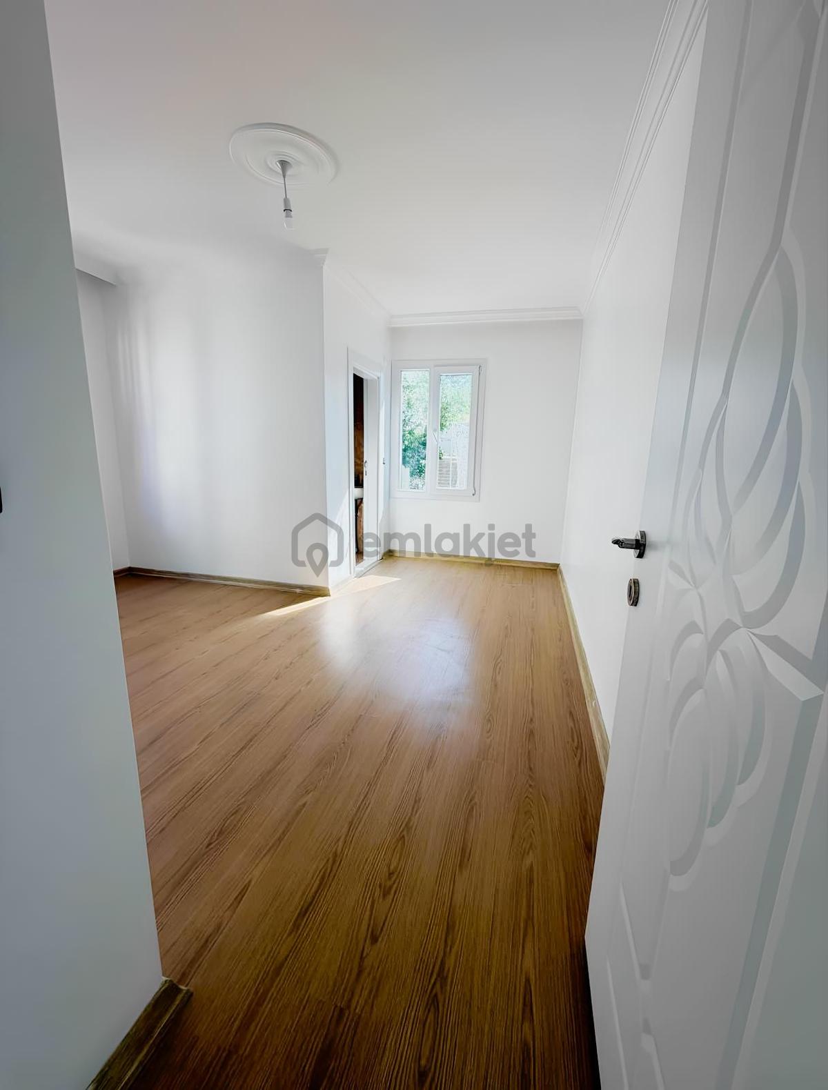 Onaydan İstasyon'da Havuzlu Site İçerisinde 3+1 Satılık Daire - 22