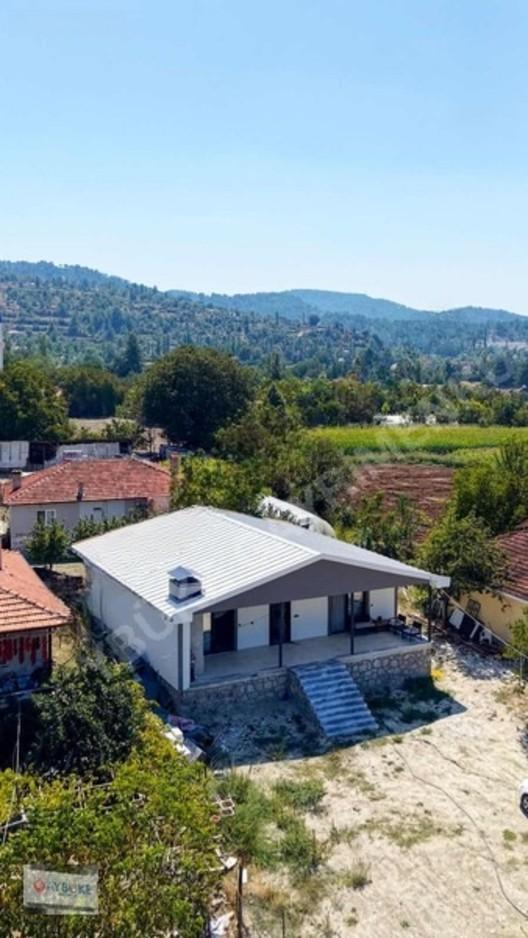 Alcı Mahallesi'de 200 M2 3+1 Lüks Villa - 18