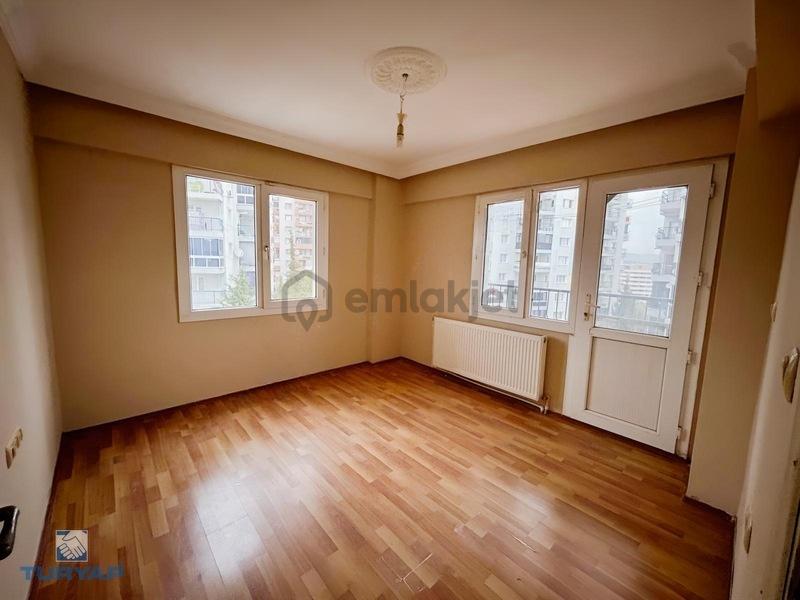 Turyaptan İnönüde Ara Kat Geniş 2,5+1 Satılık Daire - 10