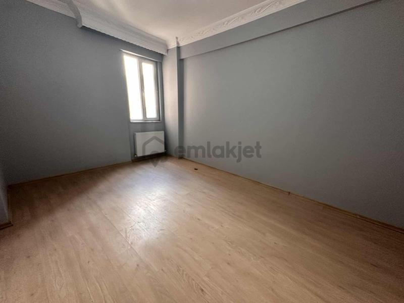 İks Emlaktan Kiralık 3+1 Daire Ara Kat - 14