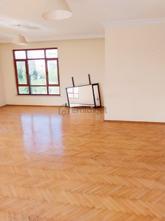 Yeşilbahçede Kiralık Daire. Site İçinde - 14