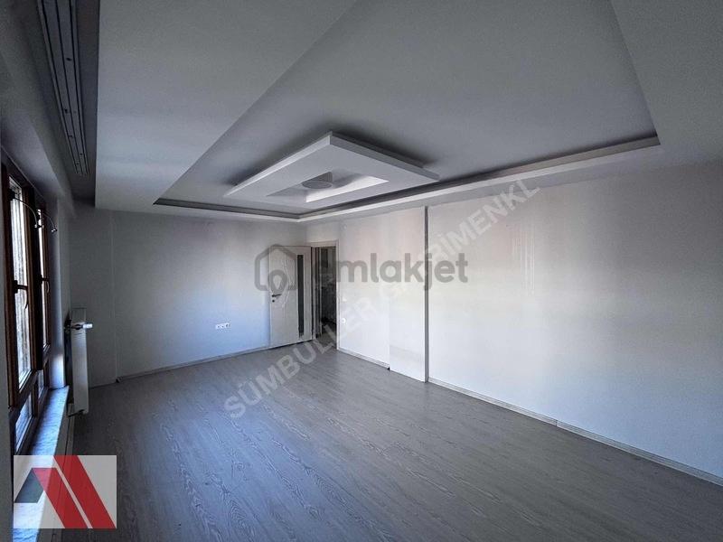 Sümbullerden Satılık Çamlıcada 3+1 Üçuncu Kat Geniş Ferah Daire - 6