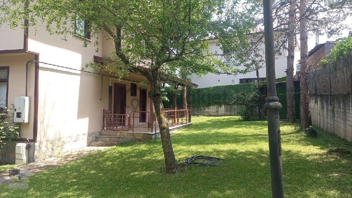 Göl Manzaralı Villa Satılık... - 19