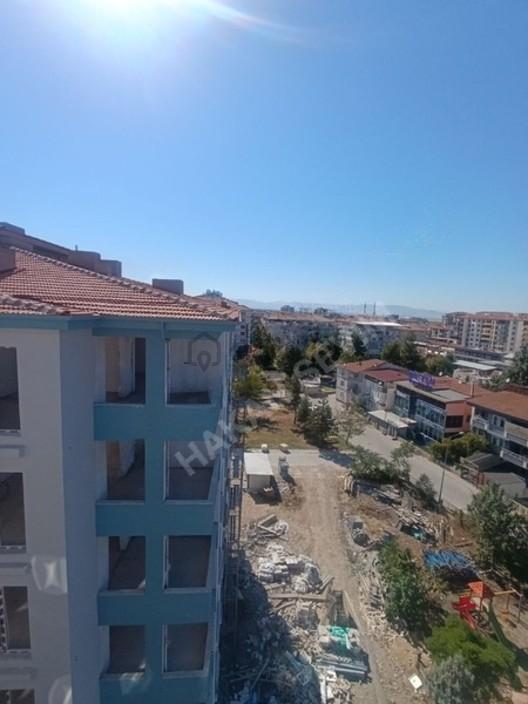 Nikah Sarayı'nın Alt Tarafında Satılık 3+1 Daire!!! - 14