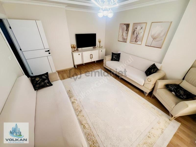 Cebeci Mah 3 Kat 2+1 90m2 8 Yıllık Lüks Daire - 23