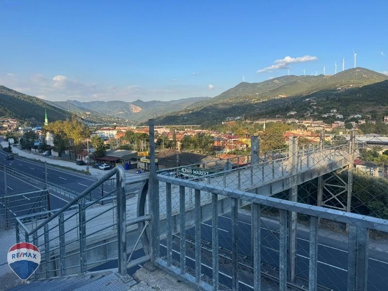 Geyve Düzakçaşehir Çift Cephe Resmi Yol 1.20 Emsal 3 Kat İmarlı. - 26