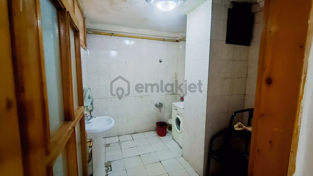 Uçaksavar Kavşağı Civarı Eşyalı Satılık Ofis Büro - 11