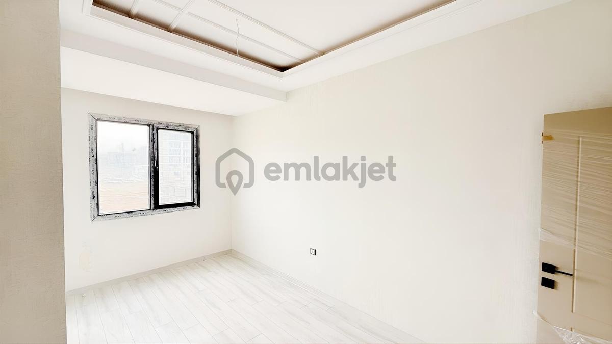 Anacaddeye Sıfır Satılık Yerden Isıtmalı 3+1 Lüks Daire - 24
