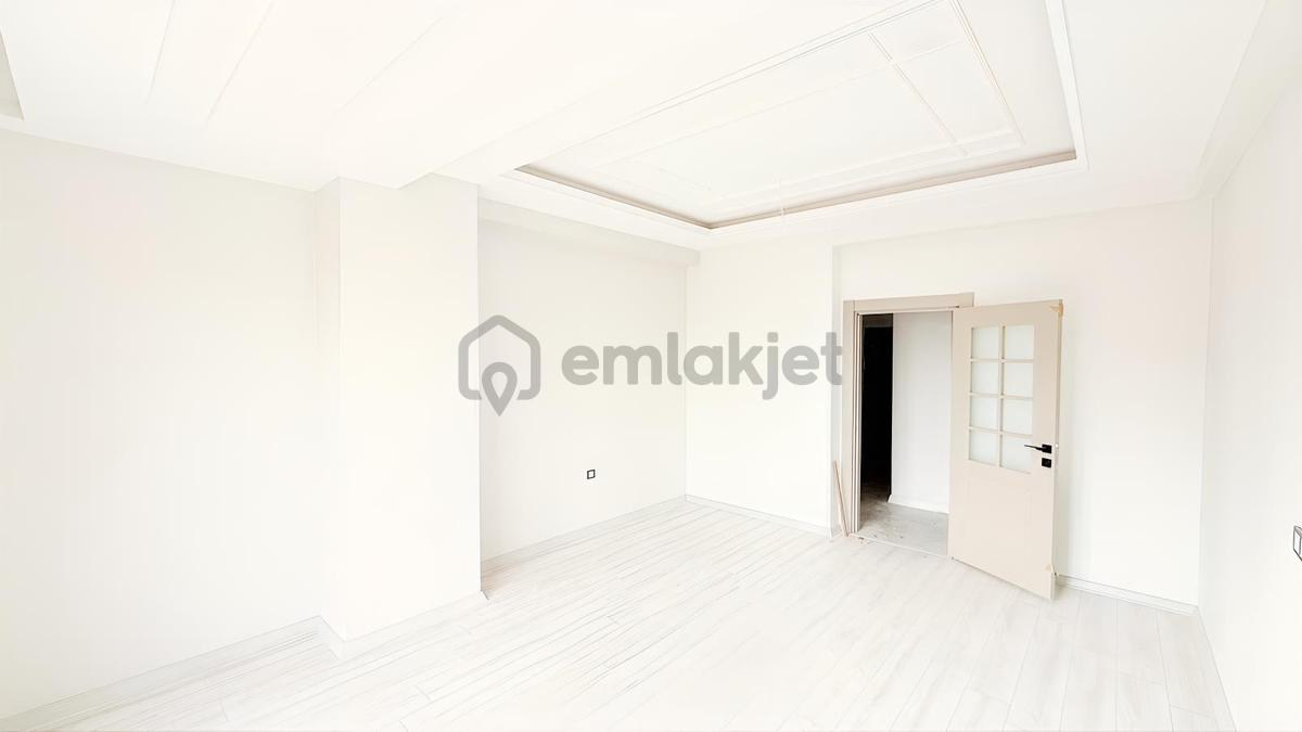 Anacaddeye Sıfır Satılık Yerden Isıtmalı 3+1 Lüks Daire - 21