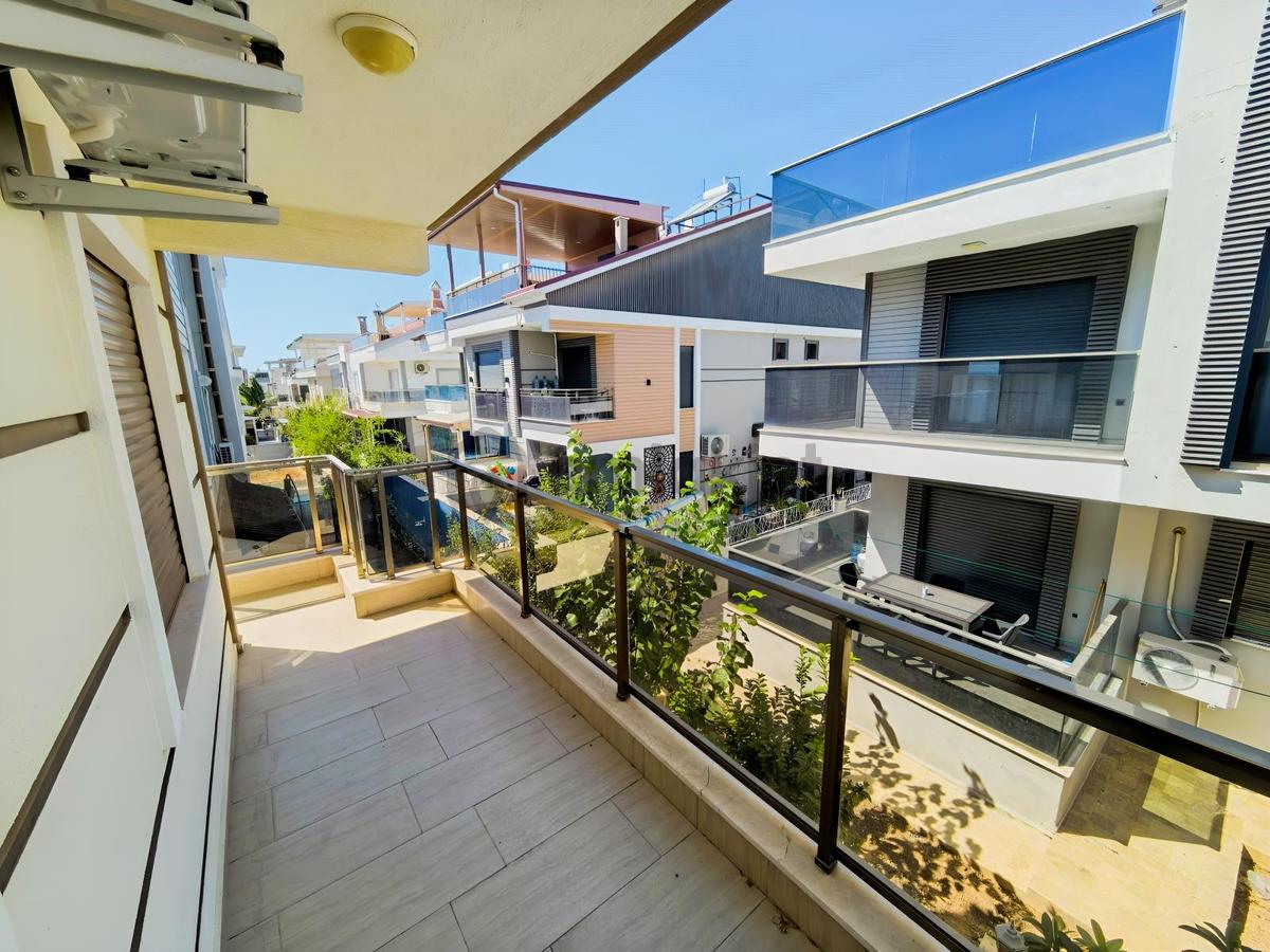 Didim Efeler Mahallesinde Deniz Manzaralı 4+1 Triplex Villa - 17