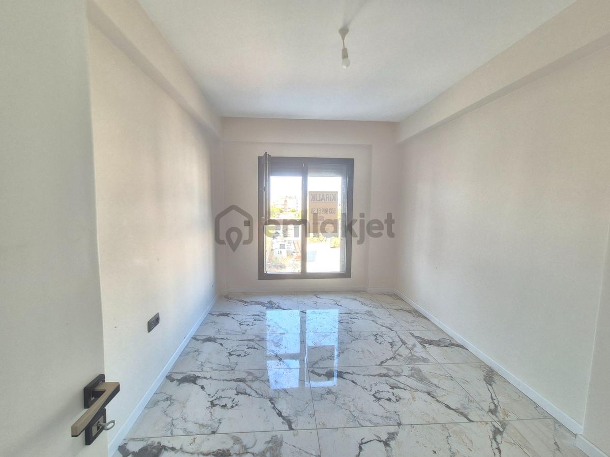 Artı'dan Geniş Balkonlu Asansörlü Doğalgazlı 2+1 Ara Kat Daire - 25