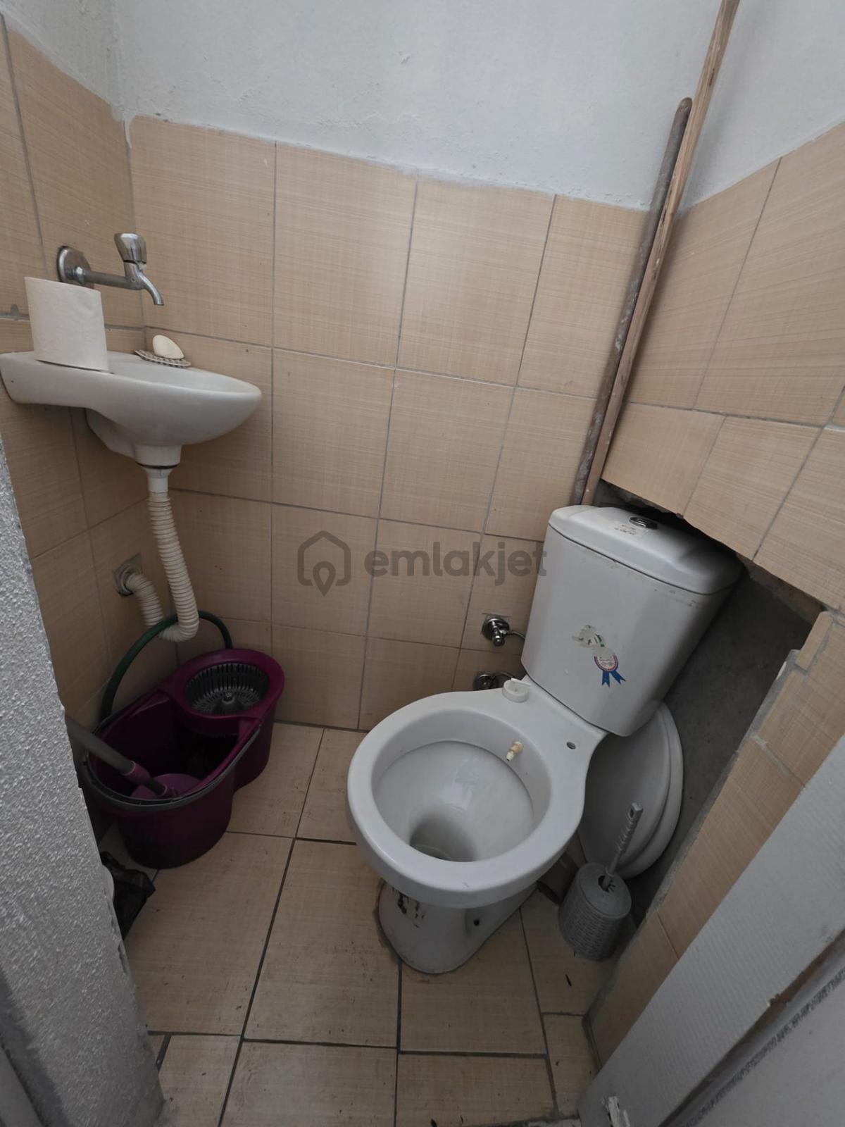 Kiralık Dükkan Pendik Esenyalı Mahallesi - 14