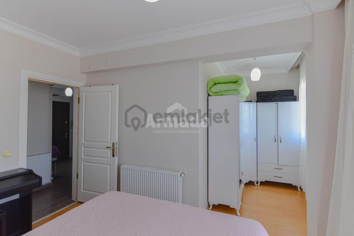 Kuşadası Değirmendere'de 4+1 Çatı Dubleks Daire - 13