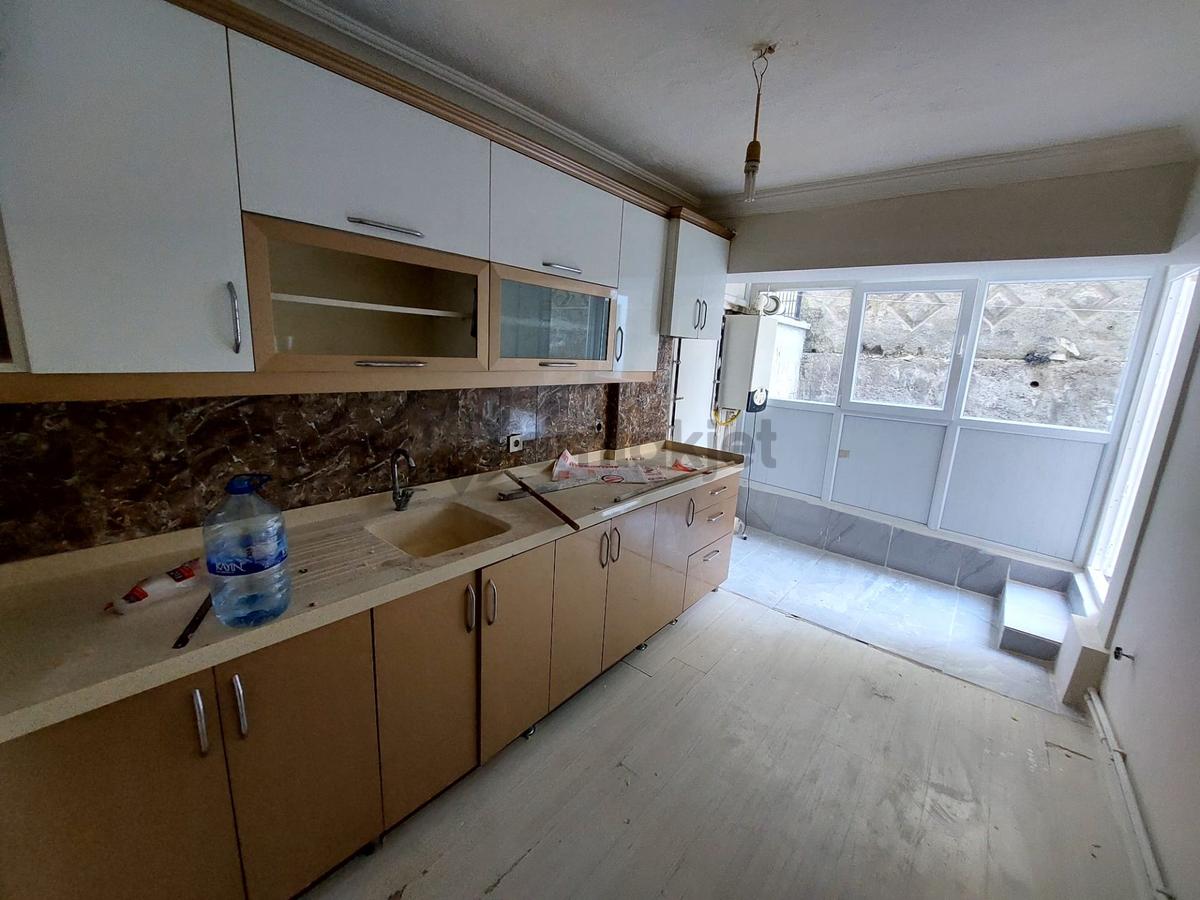 Selçuklu Mah Uygun Fiyatlı Kiralık Bahçekat