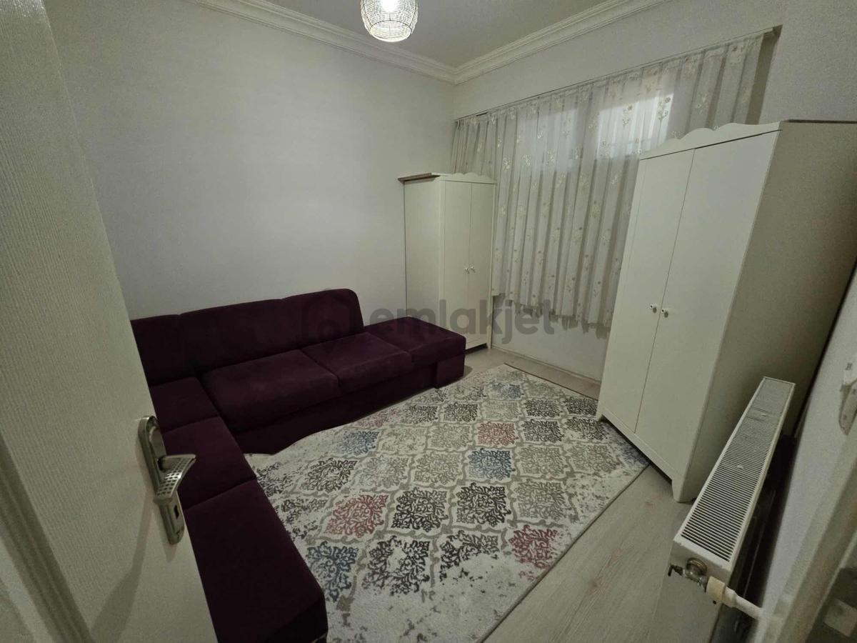 Serdivan Kemalpaşada Üniversiteye Yakın Eşyalı Satılık 2+1 Dair - 11