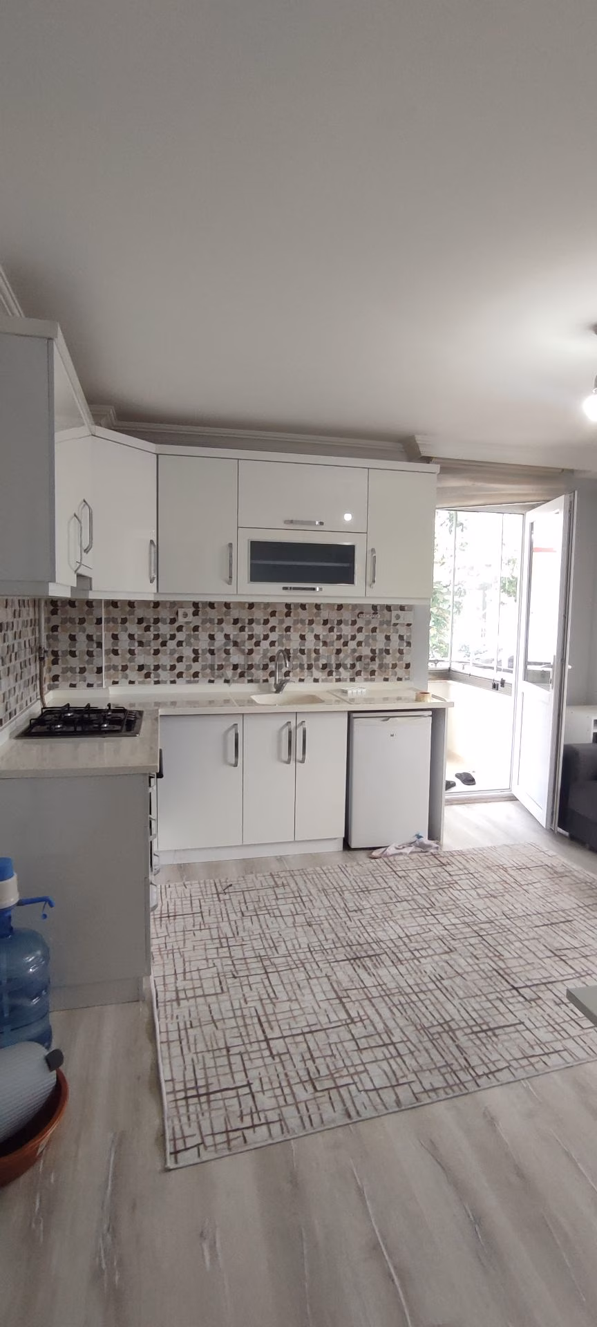 Plevne De 1+1 50 M2 Kiralık Eşyalı Koridorlu Daire - 2