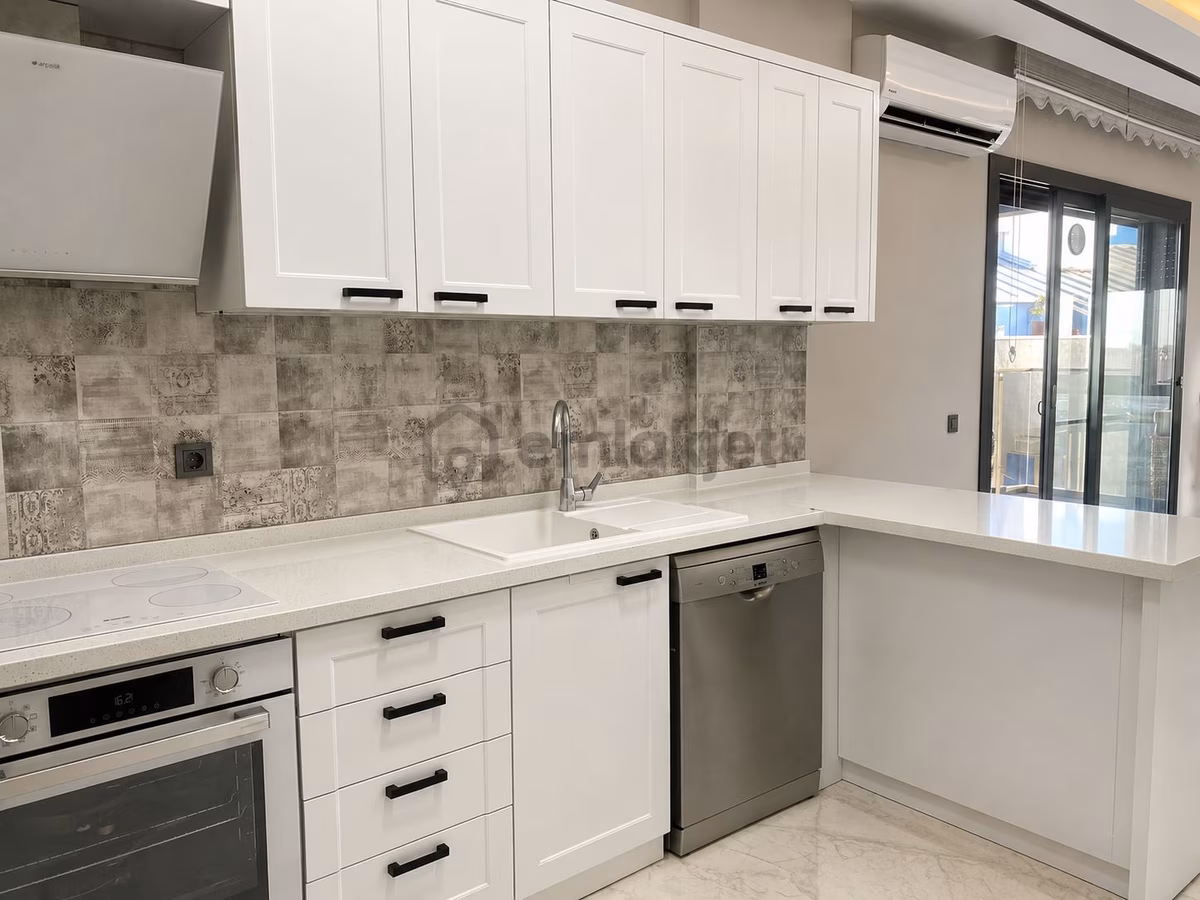Ege Mahallesi'nde Güvenlikli Sitede Doğalgazlı 3+1 Daire - 15