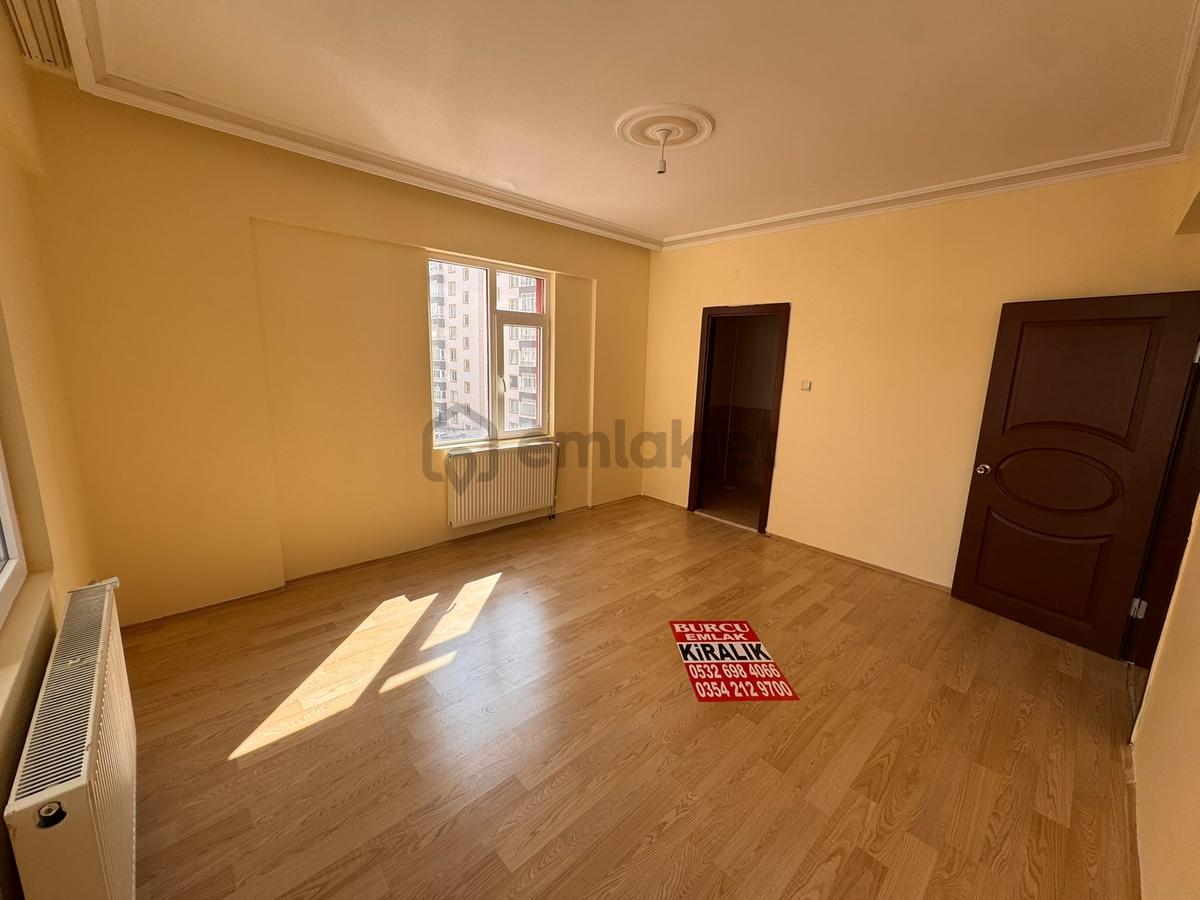Kentparkta 3+1 Satılık Daire---burcu Emlaktan--- - 8