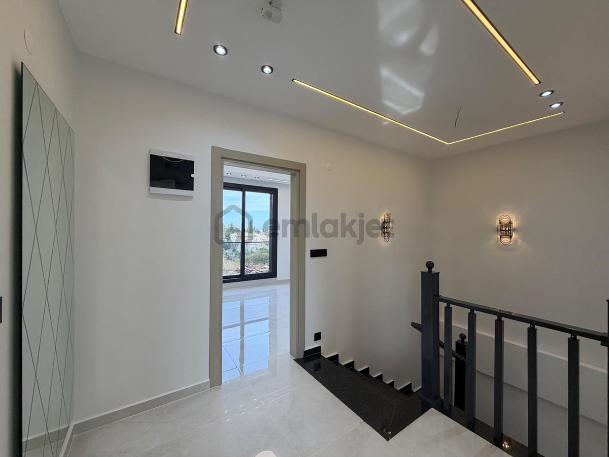 Didim Hisar Mahallesinde Satılık 4+1 Villa - 16