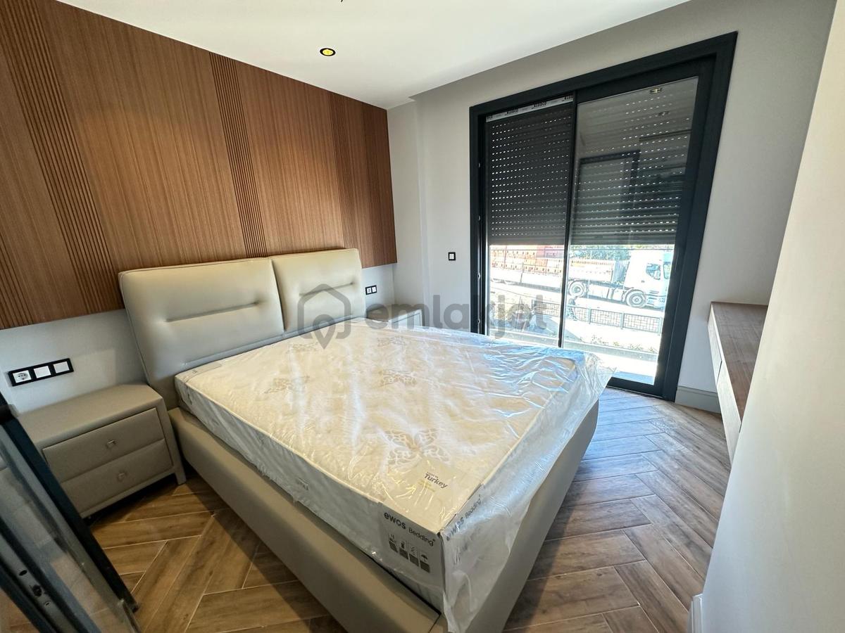 Soğucak'ta Eşsiz Manzaralı Tek Müstakil Villa - 14