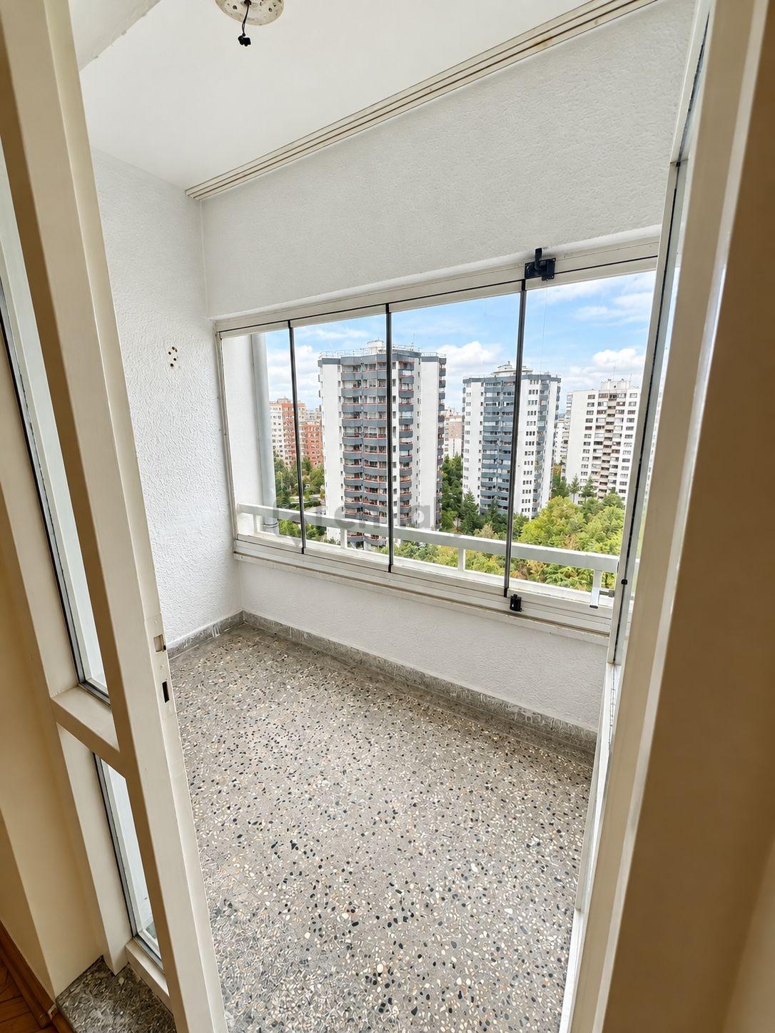 Çiğdem Mah. - Ebru 1 Sitesinde - 3+1 - Kiralık Daire - 33