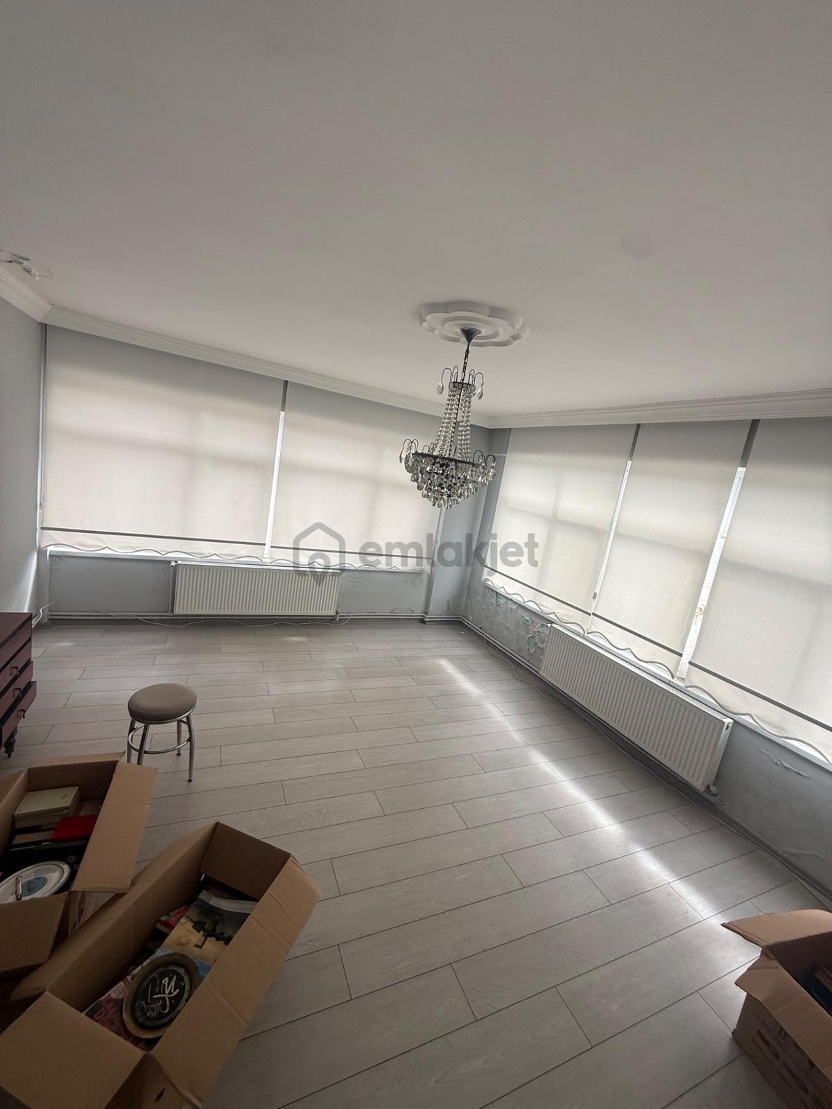 100 Yıl Bulvarı Üzerinde Kiralık Daire - 13