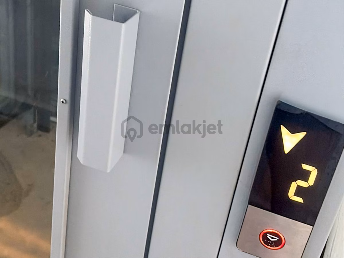 Ata'dan Akyaka Sahilde Deniz Manzaralı Eşyalı 1+1 Daire - 26