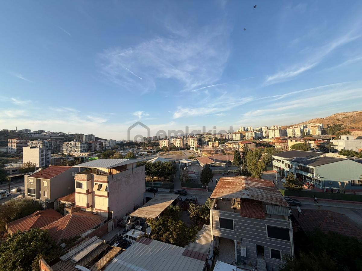 Harmandalıda Havuzlu Sitede Önü Açık Ferah 1+1 Satılık Daire - 21