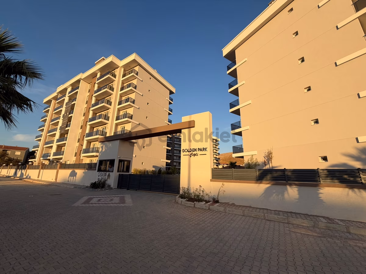 Harmandalıda Havuzlu Sitede Önü Açık Ferah 1+1 Satılık Daire - 34