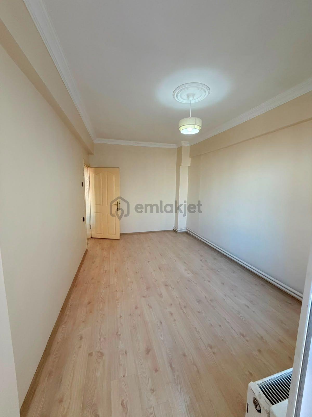 Samsun İlkadım Zafer Mahallesinde Kiralık 2+1 Daire - 3