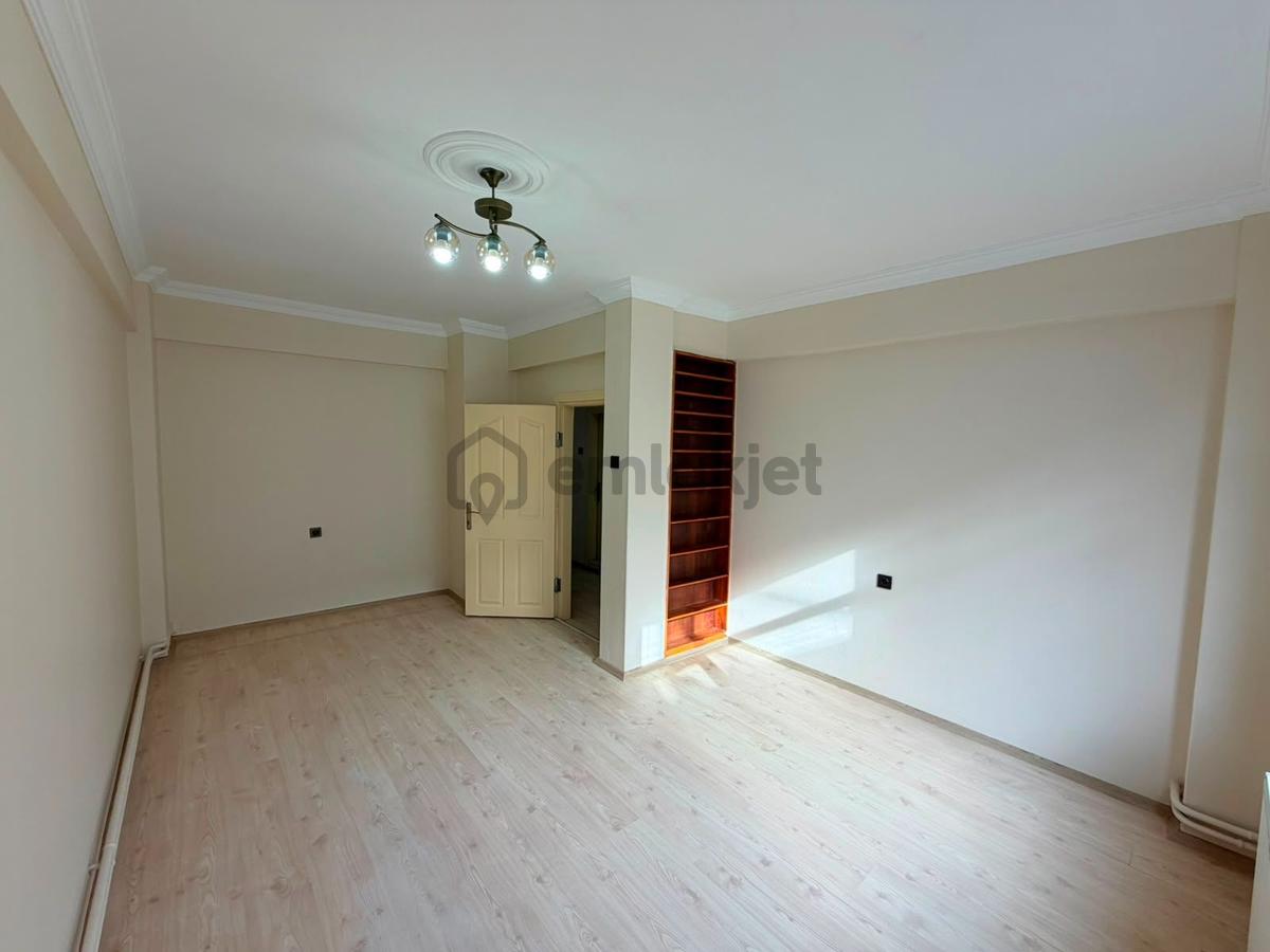 Samsun İlkadım Zafer Mahallesinde Kiralık 2+1 Daire - 2